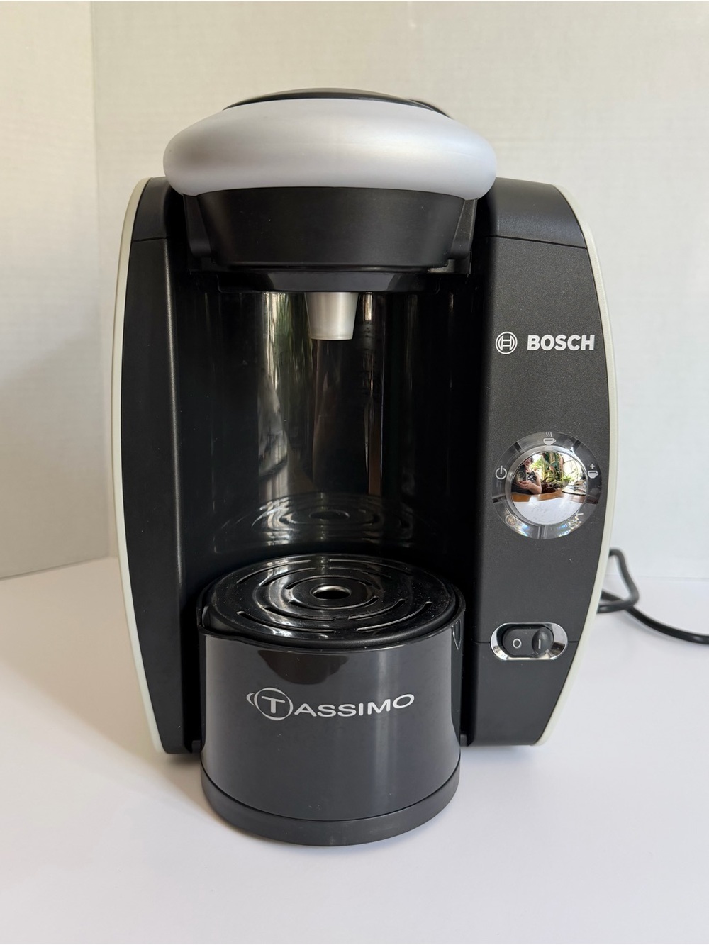 Bosch Tassimo T45 TAS4511UC Coffee Maker Machine Single Serve w/ Disc